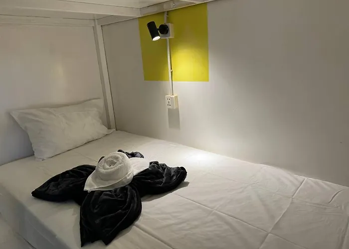 Hostel The Hive Siem Reap
