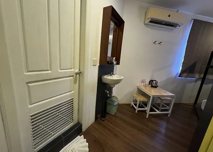 The Hive Hostel